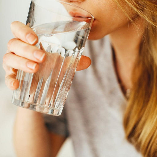 12 Major Benefits of Drinking Alkaline Water