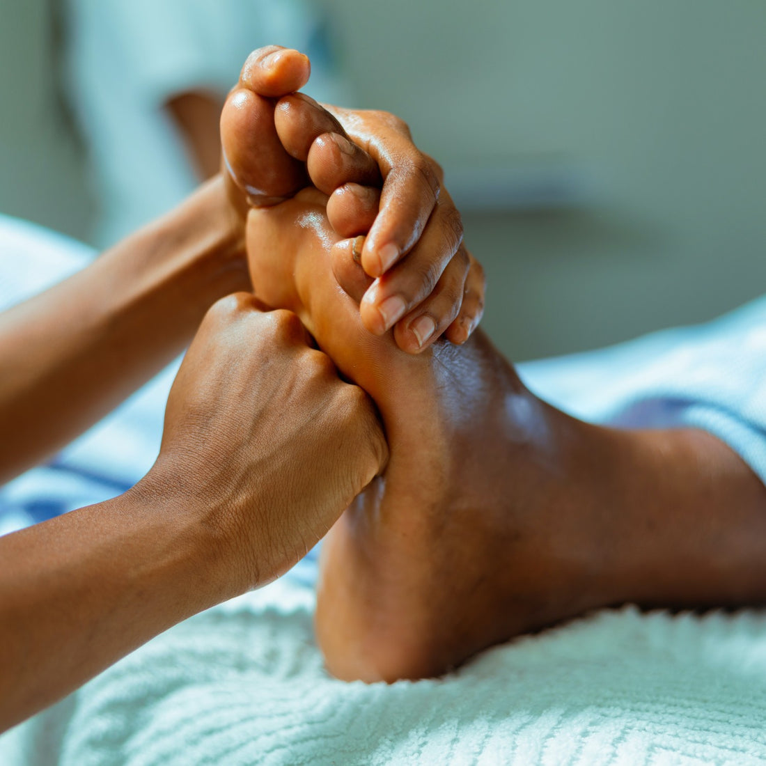 is massage good for arthritis in feet